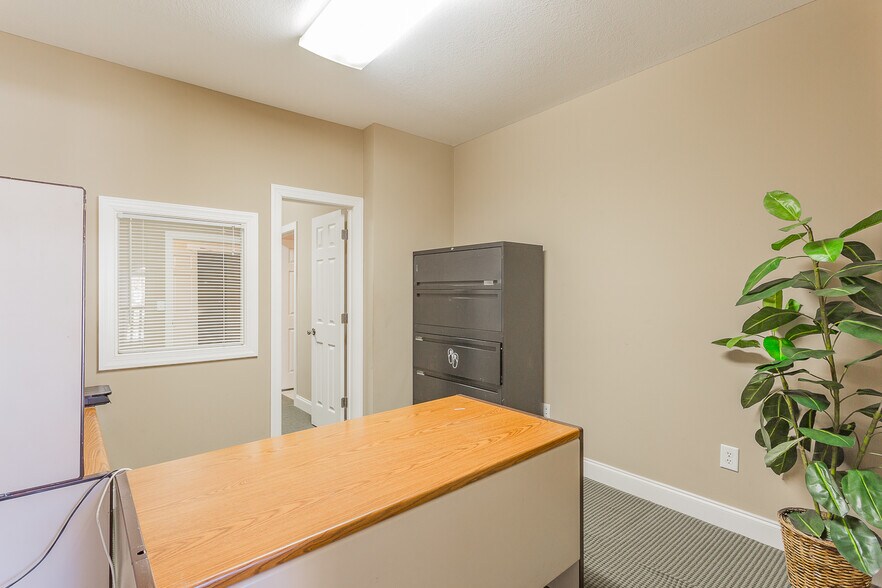 More Photos Of 3222 Ocoee St, Cleveland Medical For Sale