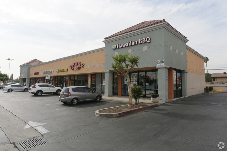 More Photos Of 1375-1467 N Citrus Ave, Covina Unknown For Lease