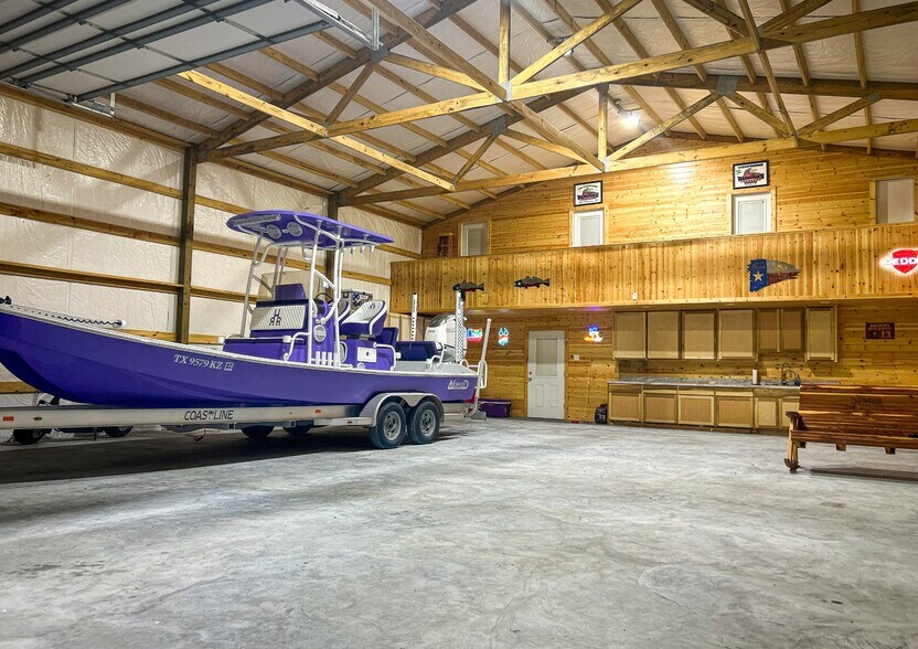 More Photos Of 185 E Tiki Dr, Seadrift Land For Sale