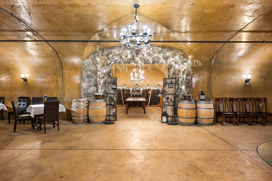 More Photos Of 250 Karma Kanyon Dr, Chelan Winery Vineyard For Sale