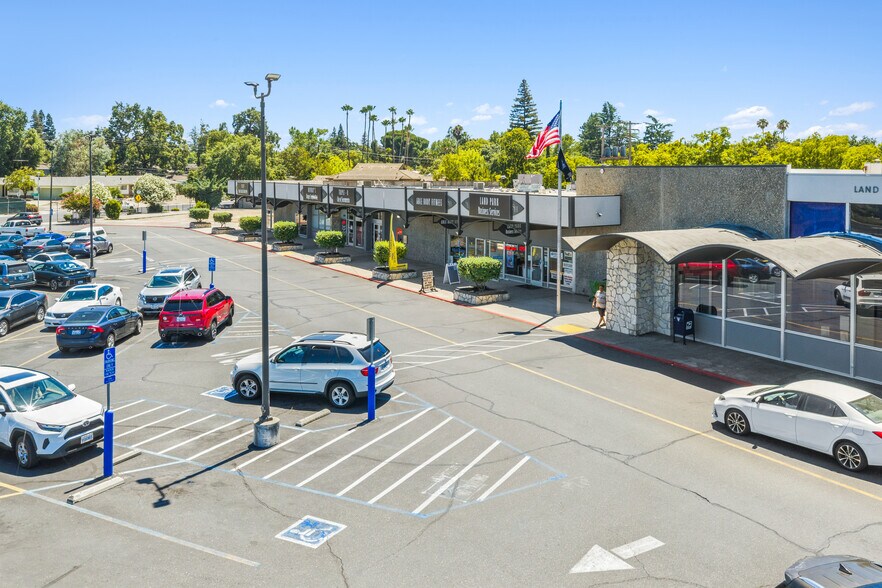 More Photos Of 5900-5982 S Land Park Dr, Sacramento Storefront For Sale