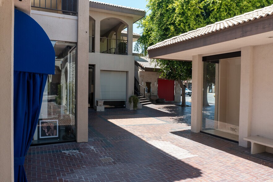 More Photos Of 73111 El Paseo Dr, Palm Desert Storefront Retail Office For Lease