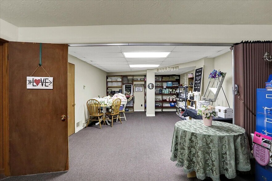 More Photos Of 300 E Third St, Carthage Religious Facility For Sale