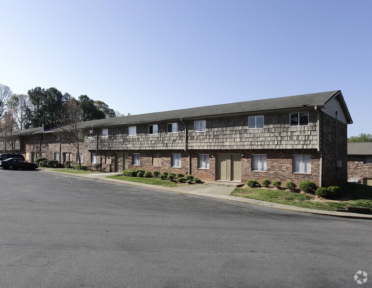 More Photos Of 1991 Delowe Dr SW, Atlanta Apartments For Sale