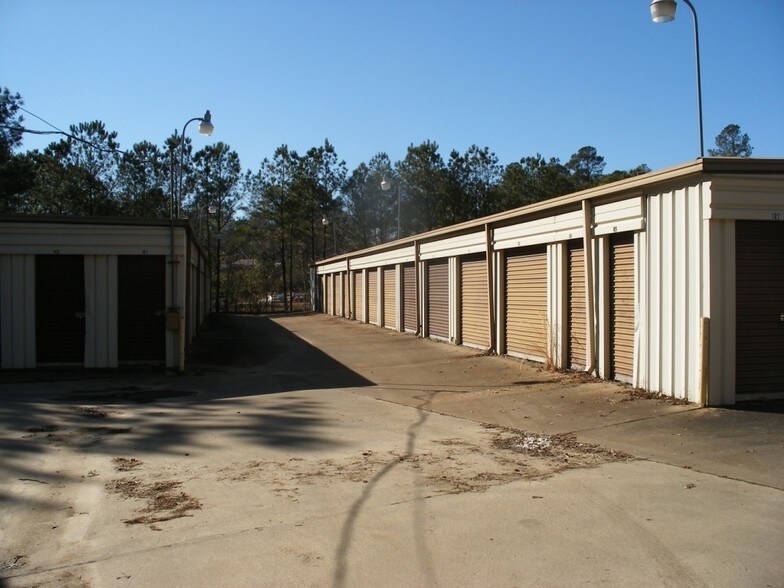 More Photos Of 1110 1st St NW, Jasper Self Storage For Sale