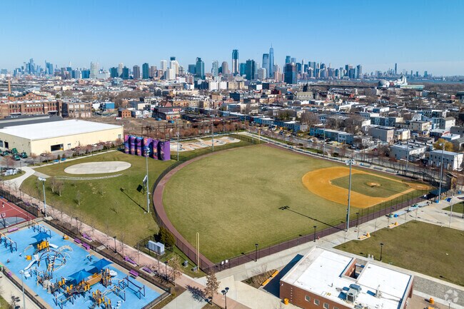 More Photos Of 667 Grand St, Jersey City Apartments For Lease