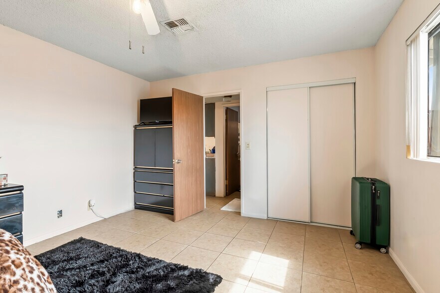 More Photos Of 357 Rio Grande Ct, Bullhead City Multifamily For Sale