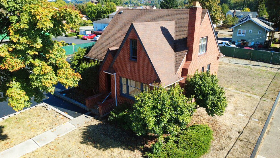 More Photos Of 422 3rd Ave S, Kent Office For Lease