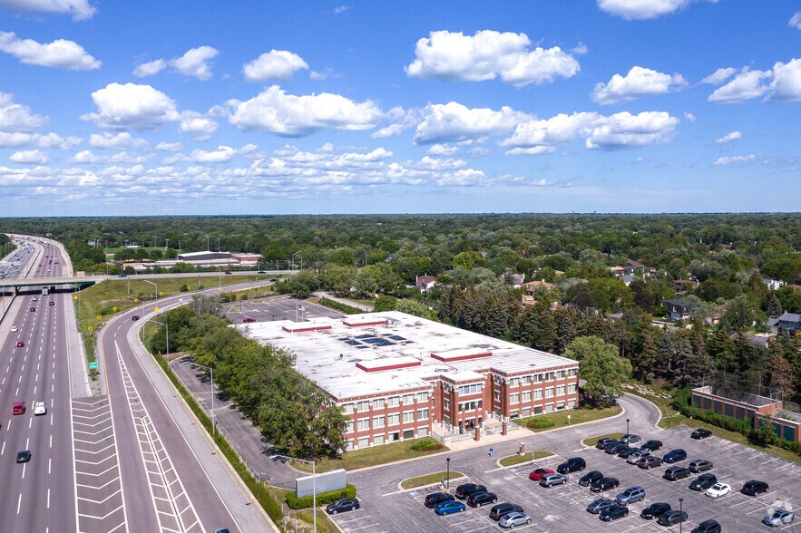 More Photos Of 1717 Deerfield Rd, Deerfield Office For Lease