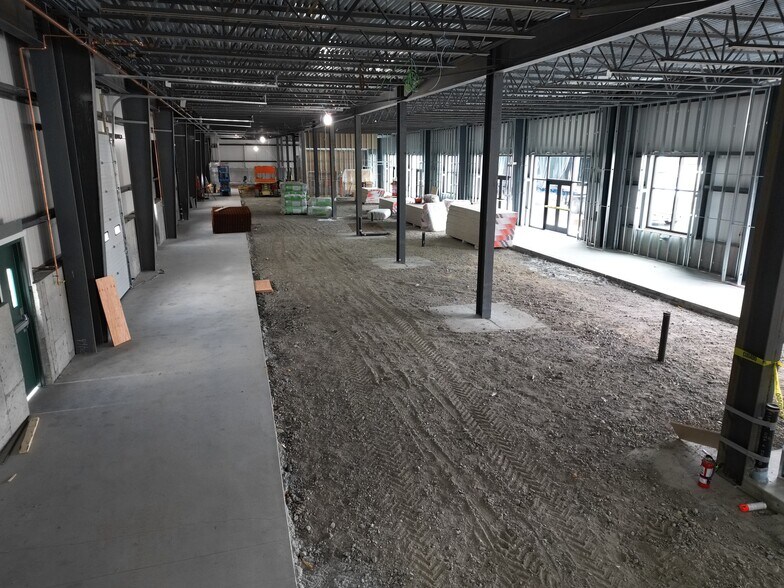 More Photos Of 140 Ace St, Fall River Light Manufacturing For Lease