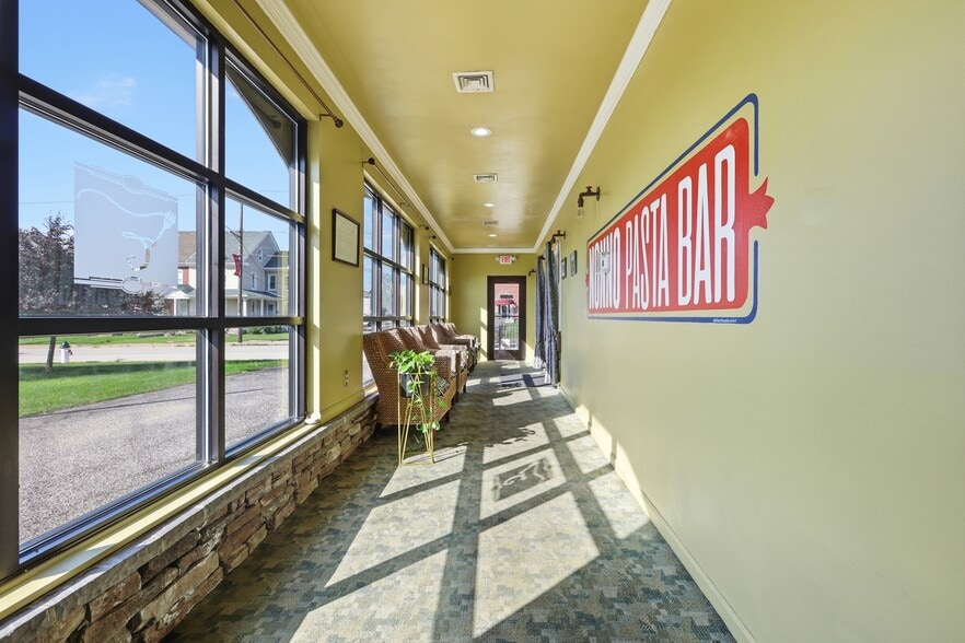 More Photos Of 424 N Main St, Souderton Restaurant For Sale