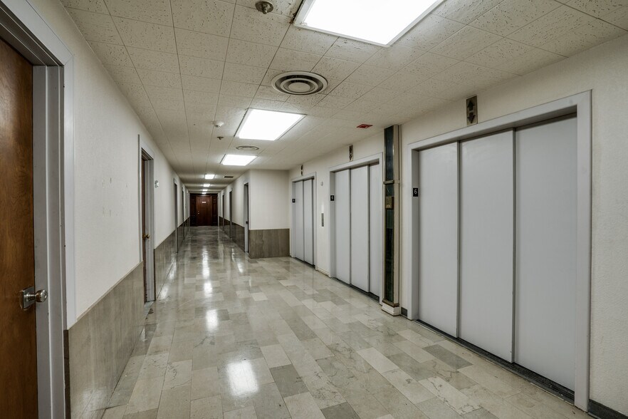 More Photos Of 719 Scott Ave, Wichita Falls Office For Lease