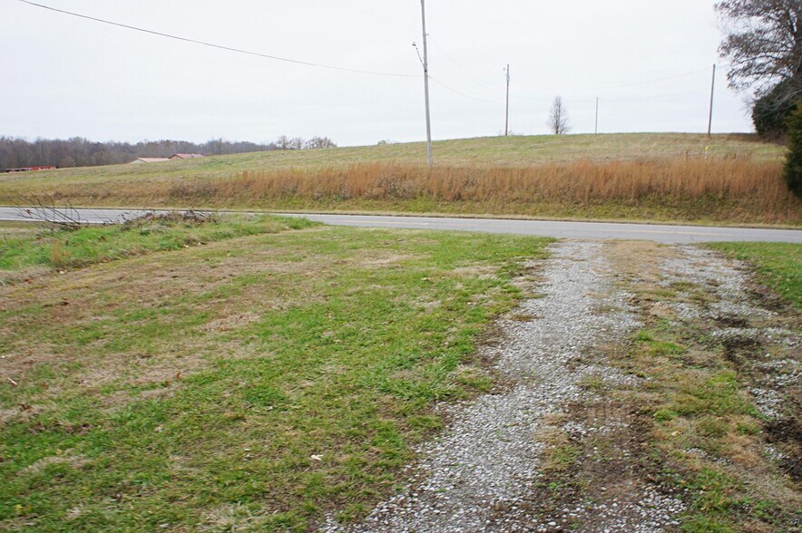 More Photos Of 521 E Vine St, Vienna Land For Sale