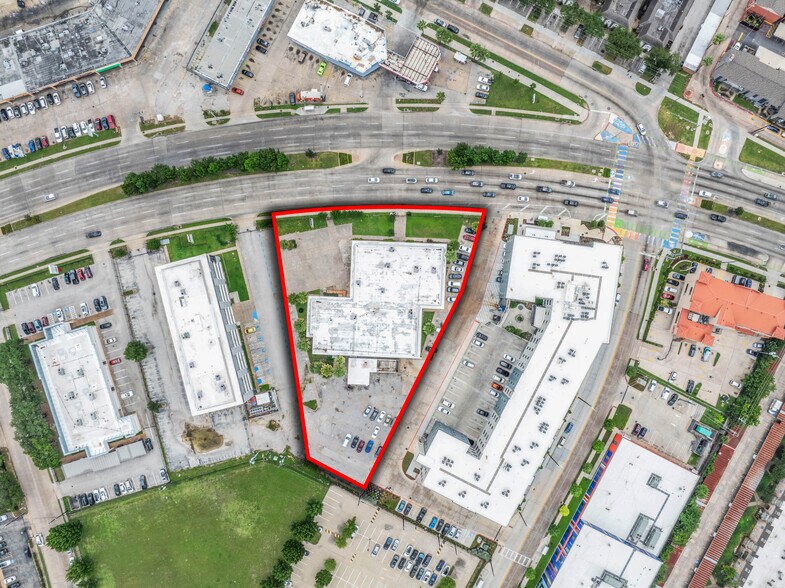 More Photos Of 6430 Hillcroft Ave, Houston Office For Sale