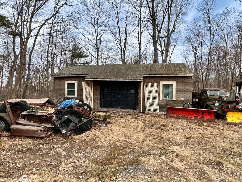 More Photos Of 217 Barre Paxton Rd, Rutland Storefront Retail Office For Sale