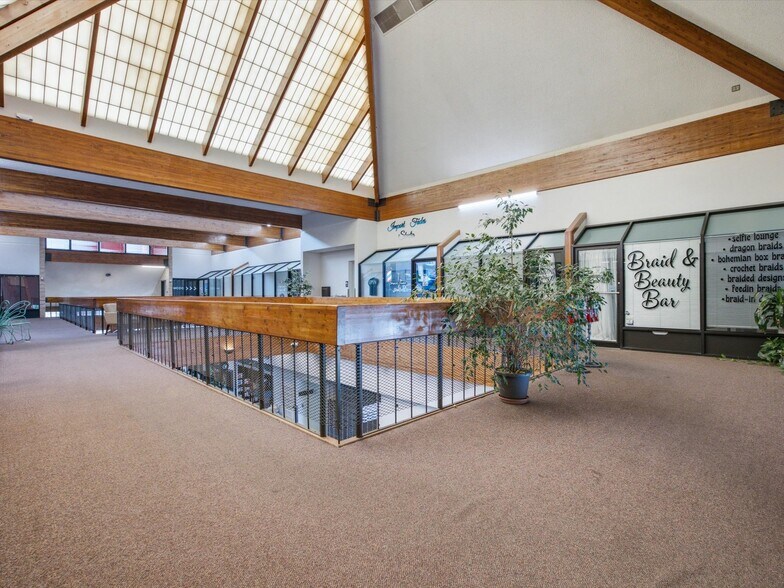 More Photos Of 2829 North Ave, Grand Junction Storefront Retail Office For Sale