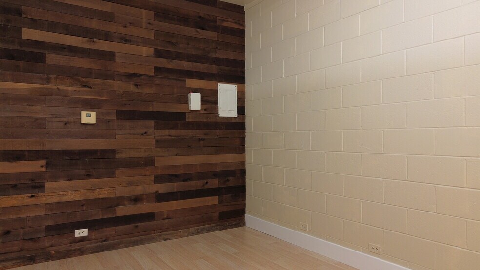 More Photos Of 2358-2368 Lincoln St, Oroville Office For Lease
