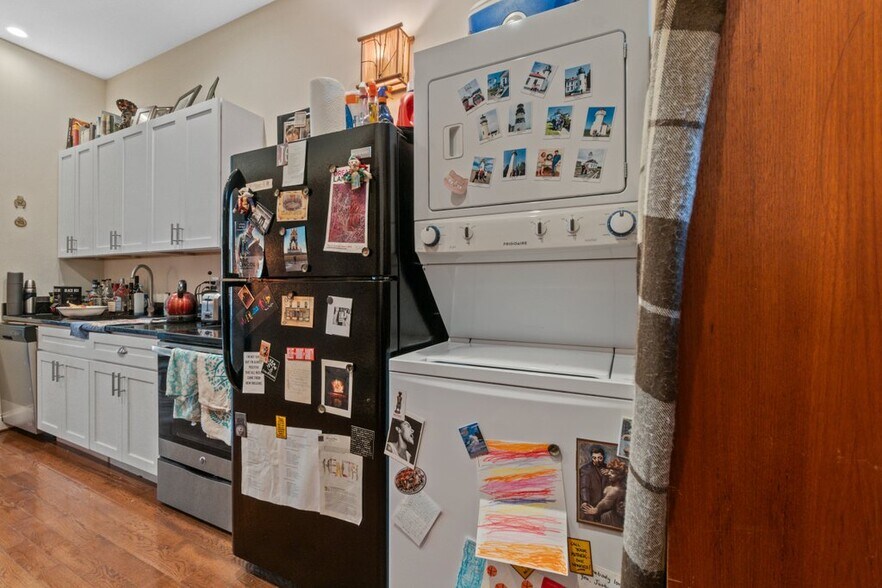 More Photos Of 2740 Saint Paul St, Baltimore Apartments For Sale