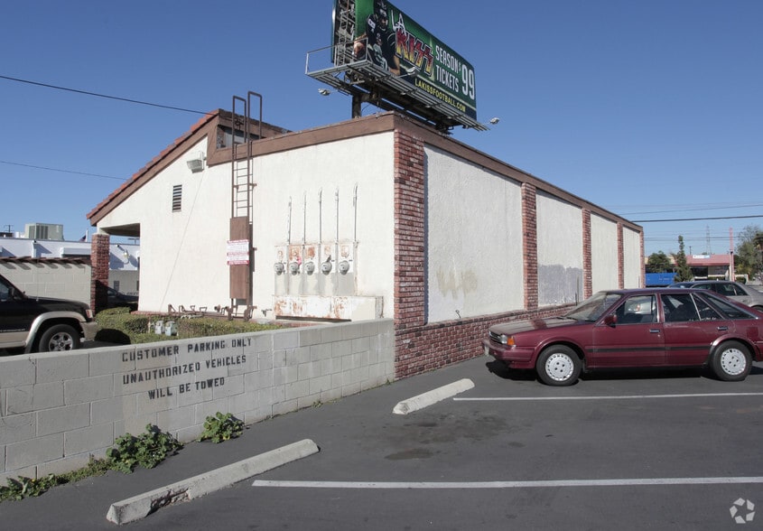 More Photos Of 10616-10622 Katella Ave, Anaheim Loft Creative Space For Sale