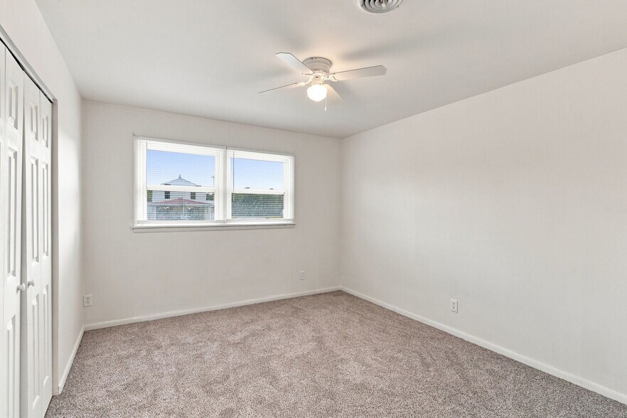 More Photos Of 3741 State Rte 30 Hwy, Lonedell Multifamily For Sale
