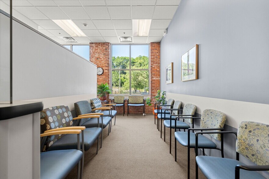 More Photos Of , Lawrence Office For Sale