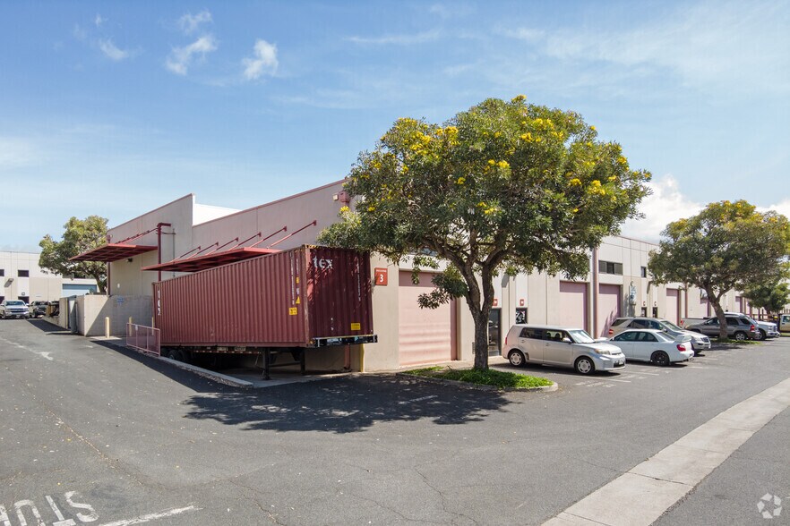 More Photos Of 94-1388 Moaniani St, Waipahu Warehouse For Lease