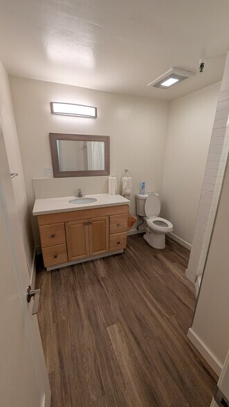 More Photos Of 2990 Mission Blvd, San Diego Office Residential For Lease