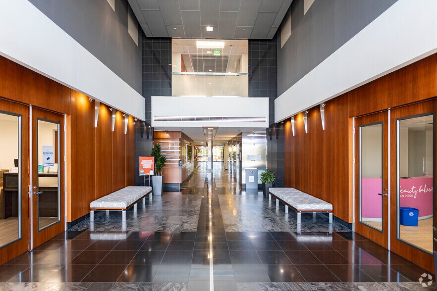 More Photos Of 9920 Pacific Heights Blvd, San Diego Office For Lease