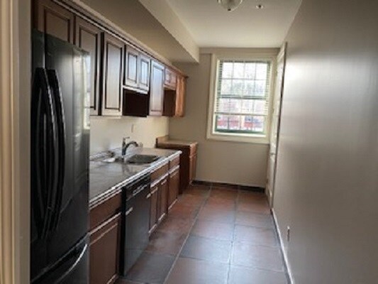 More Photos Of 520-528 Bay St, Staten Island Apartments For Lease