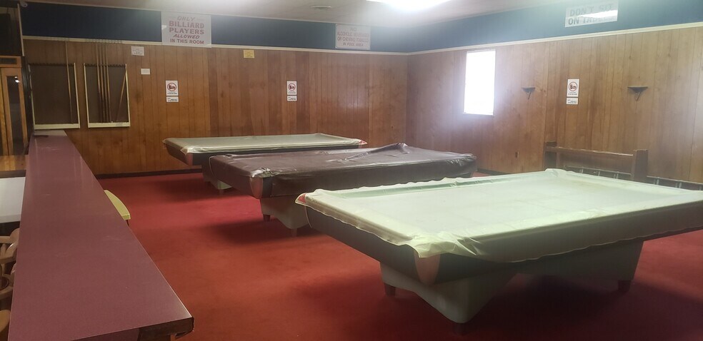 More Photos Of 3210 Wilmington Rd, New Castle Bowling Alley For Sale