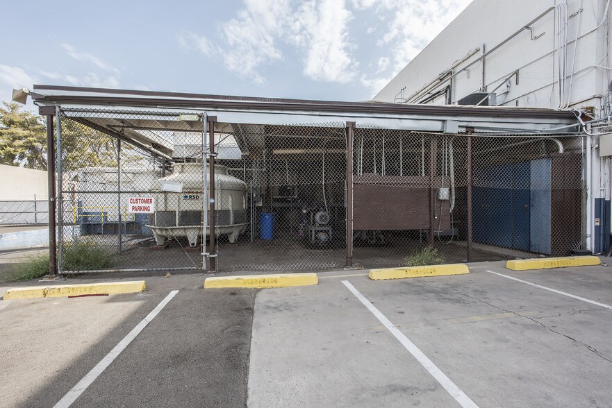 More Photos Of 2423 E University Dr, Phoenix Refrigeration Cold Storage For Sale