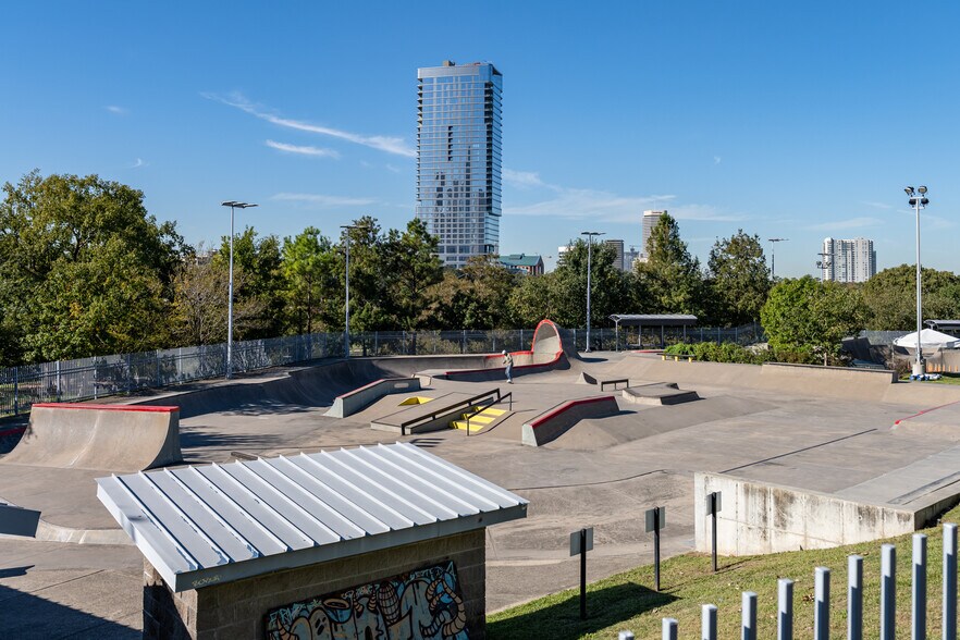 More Photos Of , Houston Multifamily For Sale