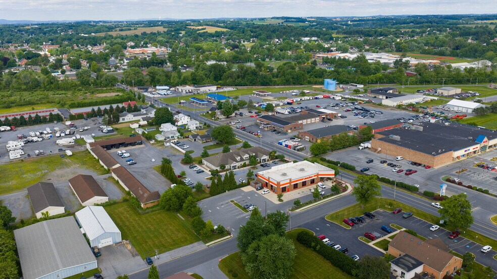 More Photos Of 84 Doe Run Rd, Manheim Medical For Lease