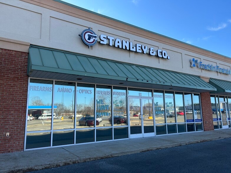 Primary Photo Of 541 W Church St, Lexington General Retail For Lease