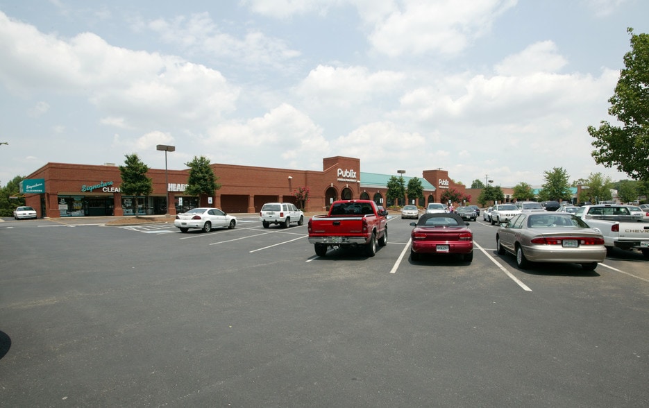 Primary Photo Of 110 Indian Lake Blvd, Hendersonville Storefront For Lease