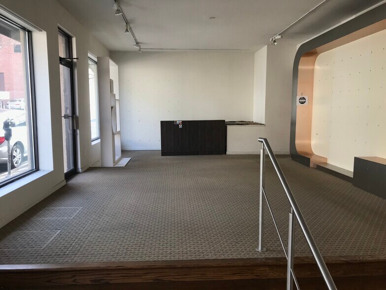 More Photos Of 26 Bergen St, Englewood Restaurant For Sale