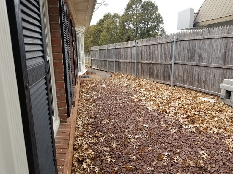 More Photos Of 1707 Concord Pike, Wilmington Storefront Retail Office For Sale