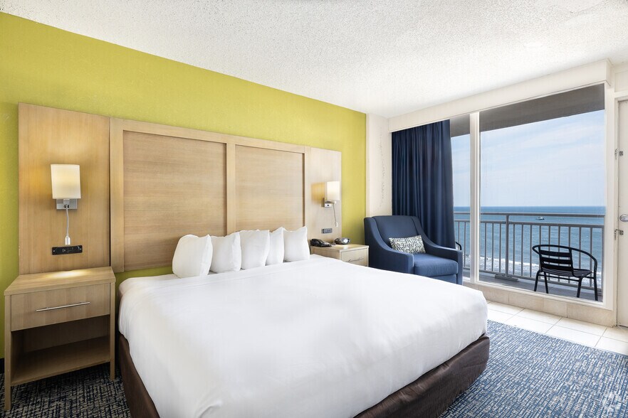 More Photos Of 2321 Atlantic Ave, Virginia Beach Hotel For Sale