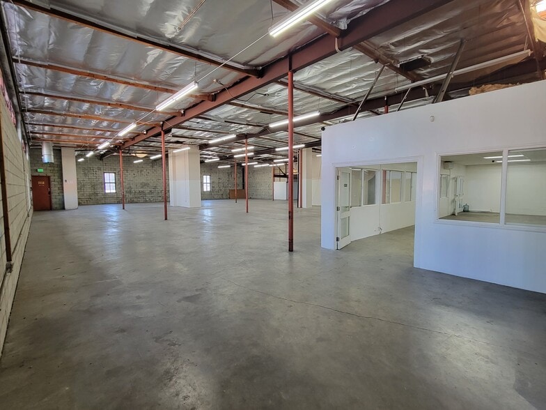 More Photos Of 1001 E 7th St, Los Angeles Warehouse For Lease
