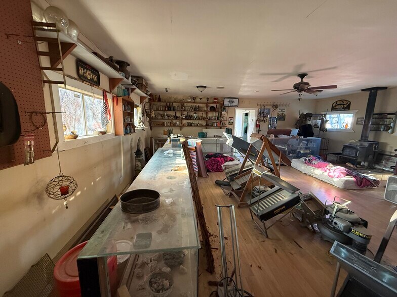 More Photos Of 3925 Lake Isabella Blvd, Bodfish General Retail For Sale