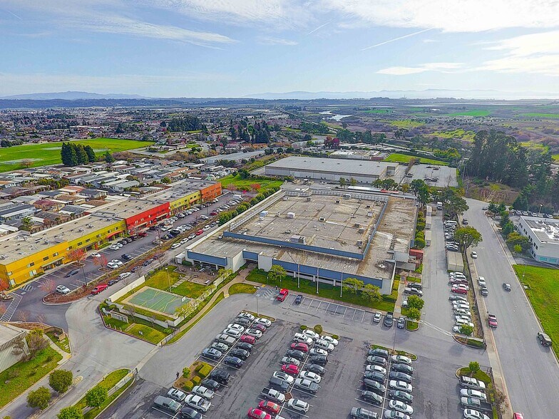 Primary Photo Of 130 Hangar Way, Watsonville Light Manufacturing For Lease