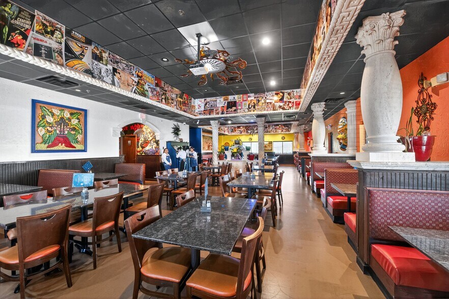 More Photos Of 275 N Equity Dr, Smithfield Restaurant For Sale