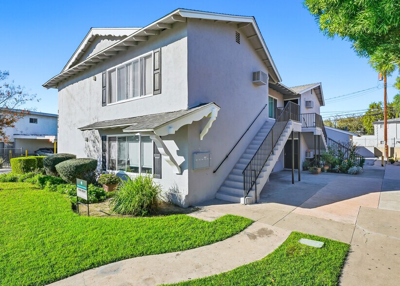 Primary Photo Of 10761 Palma Vista Ave, Garden Grove Apartments For Sale