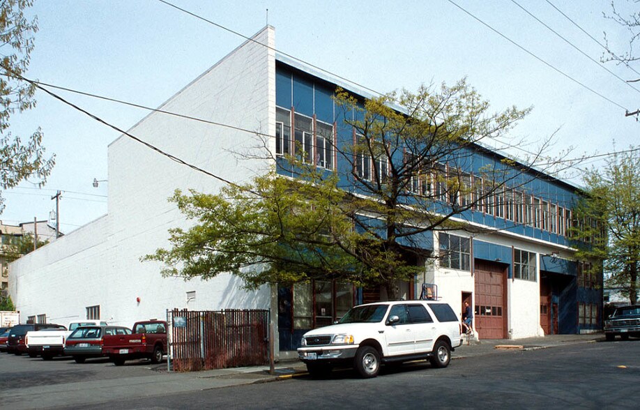 More Photos Of 3668 Albion Pl N, Seattle Office For Sale