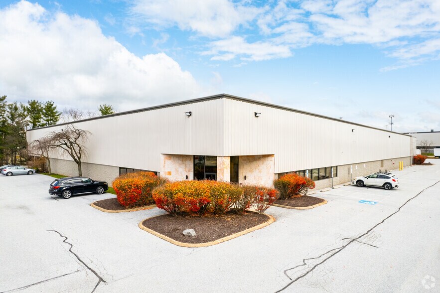 More Photos Of 2564 Boulevard of the Generals, Norristown Light Distribution For Lease