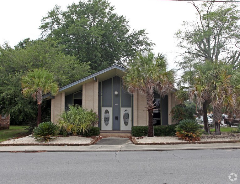 More Photos Of 495 Dantzler St, Orangeburg Medical For Sale