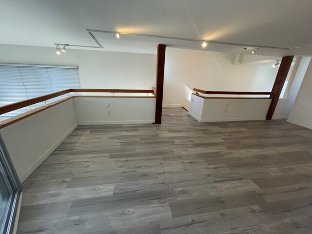 More Photos Of 615 Hampton Dr, Venice Apartments For Sale