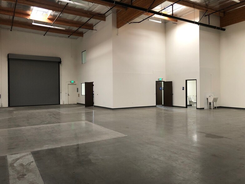 More Photos Of 2407 Chico Ave, South El Monte Warehouse For Lease