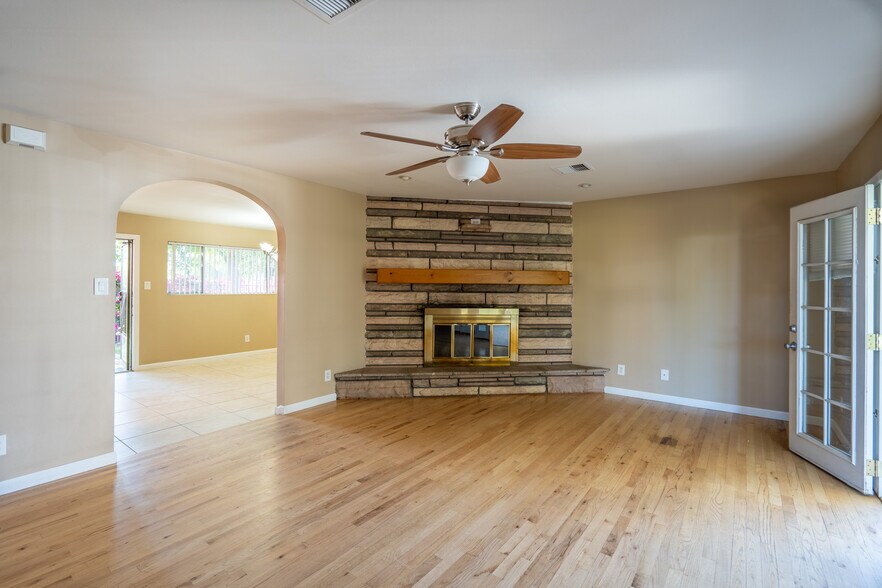 More Photos Of 4128 N 10th St, Phoenix Apartments For Sale