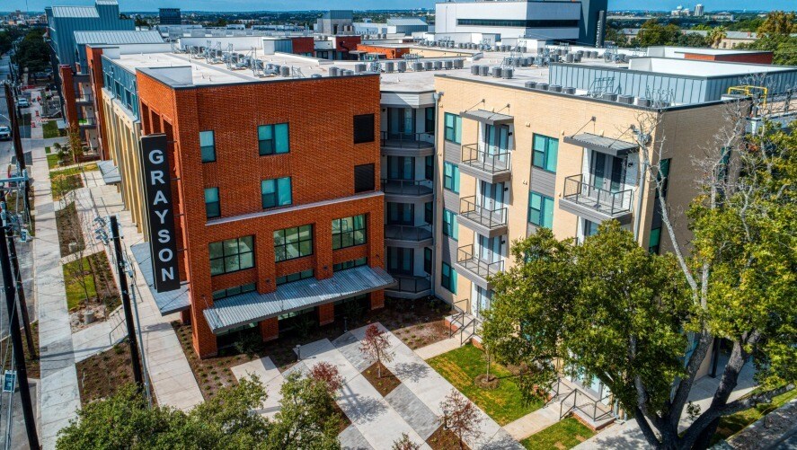More Photos Of 923 E Carson St, San Antonio Apartments For Lease